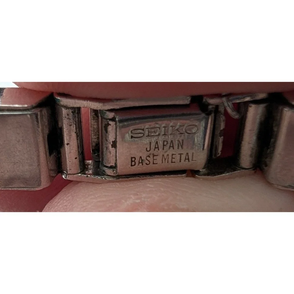 Seiko Quartz Watch Womens Silver Tone Mesh Band Diamond Accent 1400-5339 Vintage